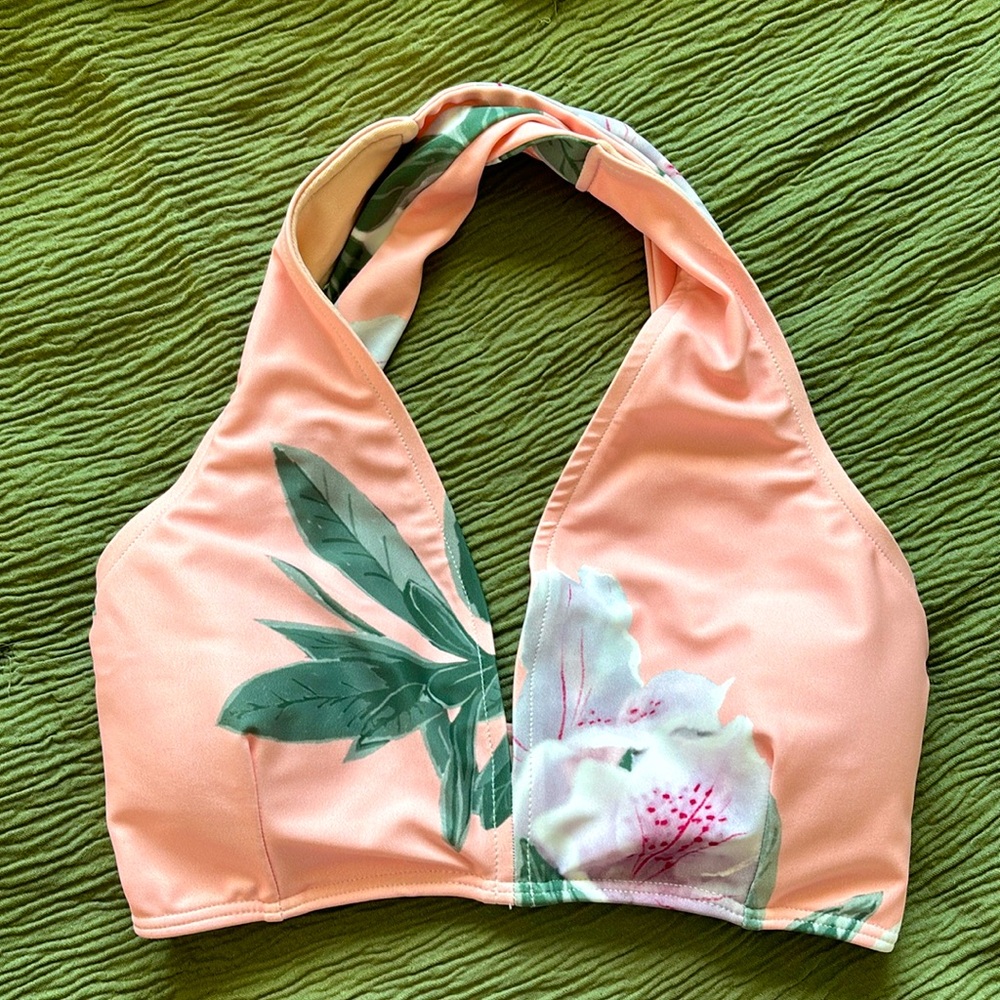 Albion XS bikini top